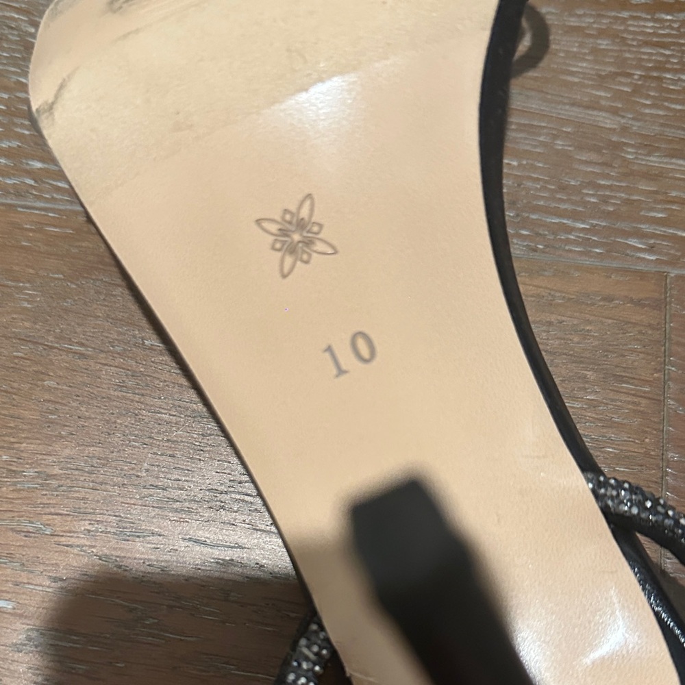 Bcbgeneration Black And Silver Bow Heels - image 8